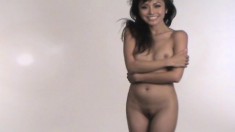 Sexy Jennifer Lee shows you why she's so hot in a photo shoot